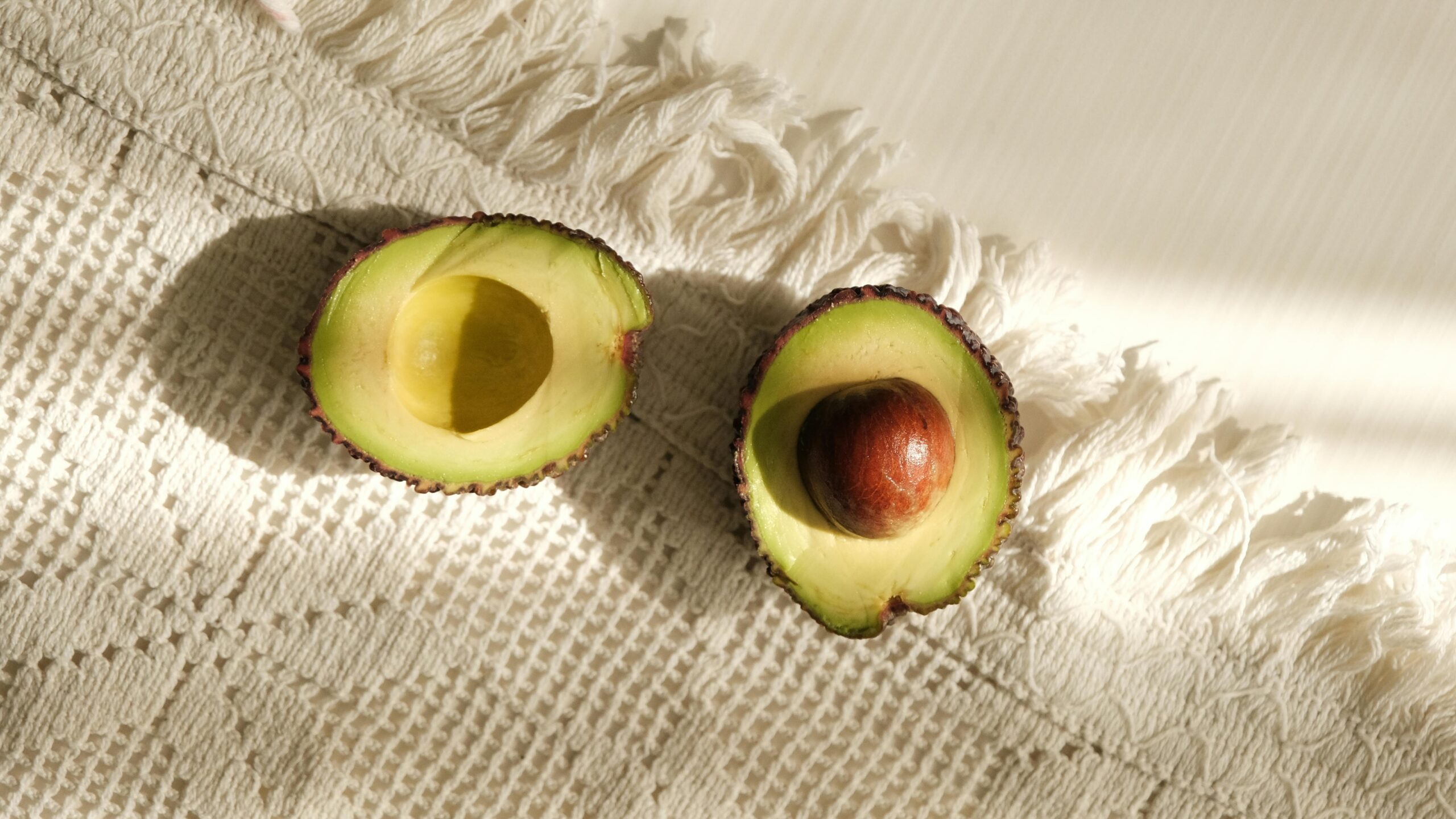 Eine halbierte Avocdao